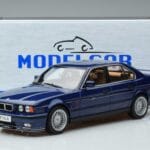 BMW Alpina B10 4.6 E34 Blauw MCG 1:18