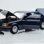 Mercedes 300 CE-24 C124 Coupé Nautical Blue Gelimiteerde Editie Norev 1:18