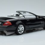 Mercedes SL500 R230 Zwart Norev 1:18
