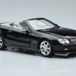 Mercedes SL500 R230 Zwart Norev 1:18