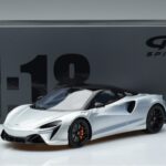 McLaren McLaren Artura Coupé Argent GT Spirit 1:18 1:18 Résine