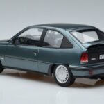 Opel Opel Kadett E GSi Blauw Metallic Norev 1:18 1:18 Metal