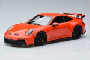 Porsche 911 992 GT3 Coupe Oranje Norev 1:18