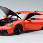 Porsche Porsche 911 992 GT3 Coupe Oranje Norev 1:18 1:18 Metal
