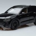 Volkswagen Volkswagen Touareg CR Zwart FAW 1:18 1:18 Metal