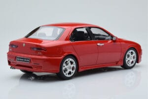 Alfa Romeo 156 GTA Rouge Otto 1:18 OT1017 Résine — image 2 sur 6