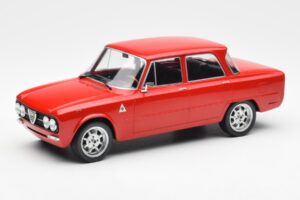 Alfa Romeo Giulia Nuova Super Rouge Custom Wheels MCG 1:18 MCG18333