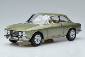 Alfa Romeo GTV 2000 Vert Édition Limitée Norev 1:18 187913 Métal