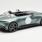 Aston Martin V12 Speedster Vert Metallic GT Spirit 1:18 GT906 - image 2 of 6
