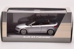 Audi A3 8P Cabriolet Argent Minichamps 1:43 5010803323 Métal — image 4 sur 4