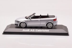 Audi A3 8P Cabriolet Argent Minichamps 1:43 5010803323