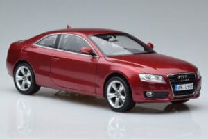 Audi A5 B8 Rouge Grenat Norev 1:18 188352 Métal — image 5 sur 7