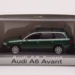 Audi A6 C5 Avant Vert Minichamps 1:43 - image 4 of 4