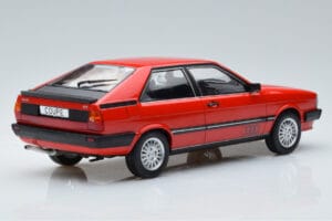 Audi Coupe GT B2 Rouge MCG 1:18 MCG18316 Métal — image 2 sur 6