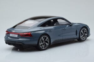 Audi E-Tron GT Gris GT Spirit 1:18 GT393 Résine — image 2 sur 6