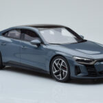 Audi E-Tron GT Gris GT Spirit 1:18 - image 4 of 6
