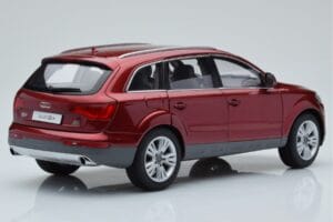 Audi Q7 4L Rouge Grenat Kyosho 1:18 09222R Métal — image 3 sur 8