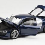 Audi R8 4.2 FSI V8 Bleu Kyosho 1:18 - image 2 of 8