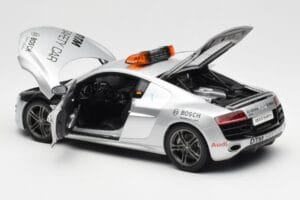 Audi R8 5.2 DTM Safety Car 2010 Kyosho 1:18 09216DTM Métal — image 5 sur 8