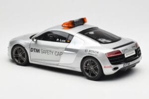 Audi R8 5.2 DTM Safety Car 2010 Kyosho 1:18 09216DTM Métal — image 7 sur 8