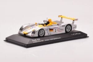 Audi R8 Infineon #2 L. Aiello / R. Capello / Pescatori 2nd Place 24 Hours of Le Mans 2001 Minichamps 1:43 400011202 Métal — image 2 sur 4