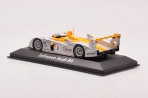 Audi R8 Infineon #2 Winner ALMS Petit Le Mans 2002 Minichamps 1:43 400021382 Métal — image 3 sur 4