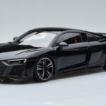 Audi R8 Performance Noir Kengfai 1:18