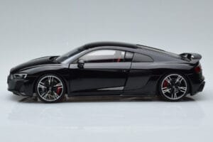 Audi R8 Performance Noir Kengfai 1:18 VAKF-0353 Métal — image 5 sur 10