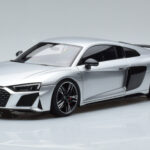 Audi R8 Performance Argent Kengfai 1:18