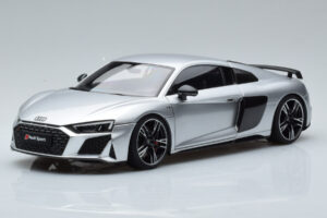 Audi R8 Performance Argent Kengfai 1:18