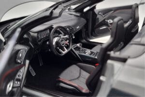 Audi R8 Spyder Performance Nardo Gris Kengfai 1:18 VAKF-0352 Métal — image 9 sur 11