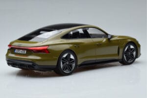 Audi RS E-Tron GT Olive Norev 1:18 188380 Métal — image 2 sur 6