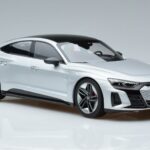 Audi RS e-tron GT Argent Norev 1:18 188381 Métal - image 4 of 6