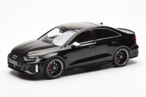 Audi RS3 8Y Berline Noir MCG 1:18 MCG18450