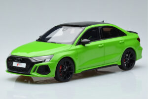 Audi RS3 8Y Berline Vert GT Spirit 1:18