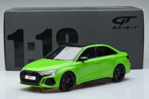 Audi RS3 8Y Berline Vert GT Spirit 1:18 GT414 Résine — image 6 sur 6