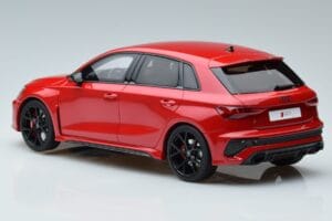 Audi RS3 8Y Sportback Rouge GT Spirit 1:18 GT378 Résine — image 5 sur 6