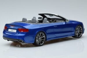 Audi RS5 B8 Cabriolet Bleu GT Spirit 1:18 ZM053 Résine — image 2 sur 6