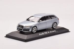 Audi RS6 C6 Monza Argent Minichamps 1:43 5010710213 Métal — image 2 sur 4