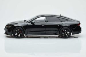 Audi RS7 C8 Sportback Foncé Kengfai 1:18 VAKF 0331 Résine — image 4 sur 7