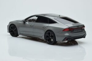 Audi RS7 C8 Sportback Gris Kengfai 1:18 VAKF 0333 Résine — image 6 sur 7