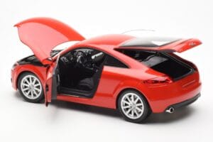 Audi TT 8J Rouge Métallique Minichamps 1:18 100015021 Métal — image 5 sur 8