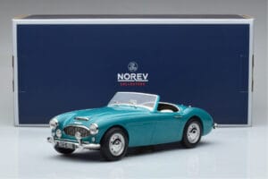 Austin-Healey 3000 Mk1 Roadster Norev 1:18 182600 Métal — image 6 sur 6