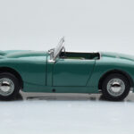 Austin-Healey Sprite Vert Kyosho 1:18 - image 5 of 8