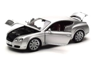 Bentley Continental GT Argent Minichamps 1:18 100139021 Métal — image 2 sur 8