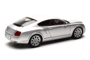 Bentley Continental GT Argent Minichamps 1:18 100139021 Métal — image 3 sur 8