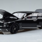 Bentley Mulsanne W.O. Edition By Mulliner Noir Almost Real 1:18 - image 2 of 11