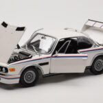 BMW 3.0 CSL E9 Blanc Heritage Edition Minichamps 1:18 80432411550 - image 2 of 8