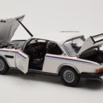 BMW 3.0 CSL E9 Blanc Heritage Edition Minichamps 1:18 80432411550 - image 5 of 8