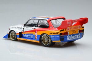 BMW 320 Group 5 #4 M. Winkelhock DRM Zolder 1979 MCG 1:18 MCG18807R Métal — image 5 sur 6